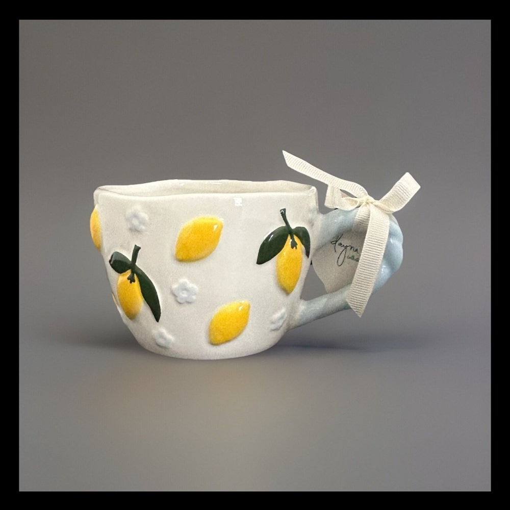 Dayna Lee Collection Hand Painted Lemons 17 Oz Coffee/Tea Cup/Mug New With Tag